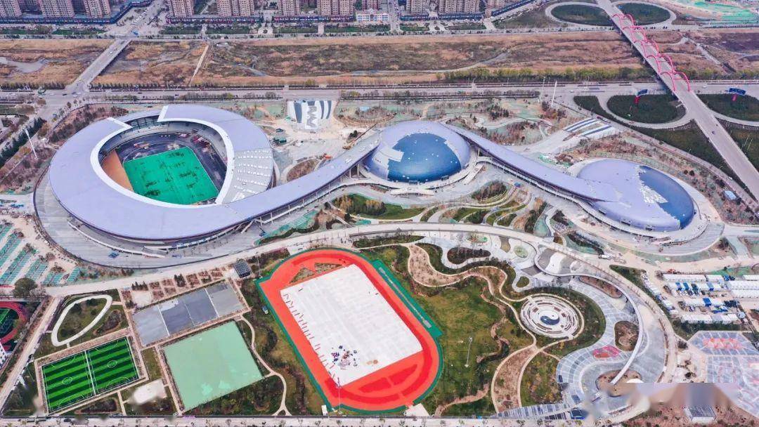 甘南甘肃平凉市体育运动公园复合型塑胶跑道